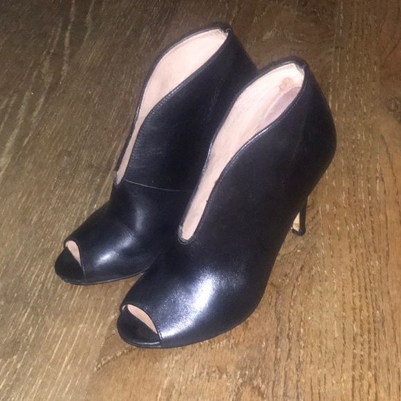 Halogen Shoes - Picture 1 of 8